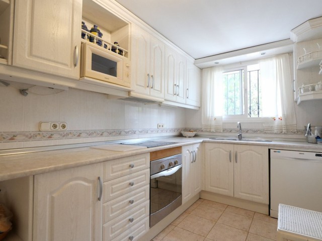 5 Slaapkamer Rijtjeshuis in Puerto de Cabopino