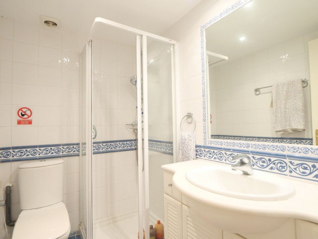 5 Slaapkamer Rijtjeshuis in Puerto de Cabopino