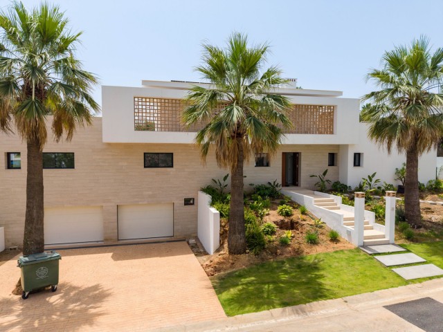 Villa, Sotogrande Costa, R5448571