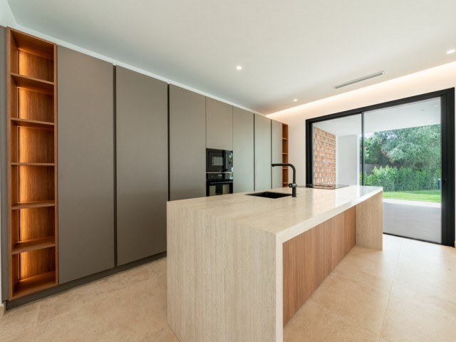 Villa avec 6 Chambres  à Sotogrande Costa