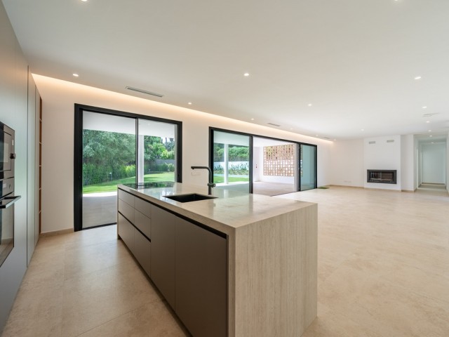 Villa avec 6 Chambres  à Sotogrande Costa
