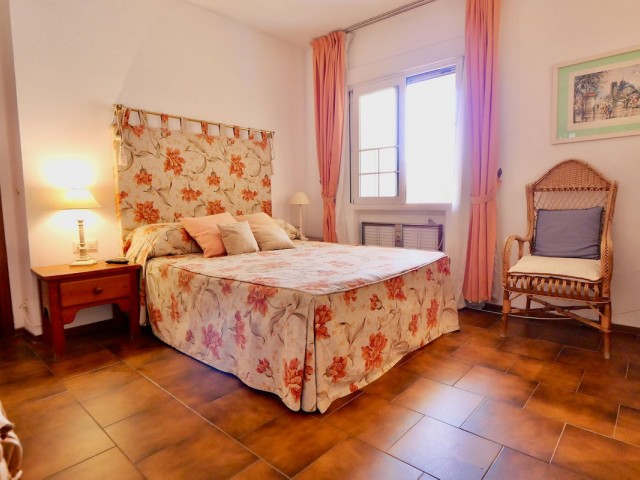 3 Bedrooms Apartment in Puerto de Cabopino