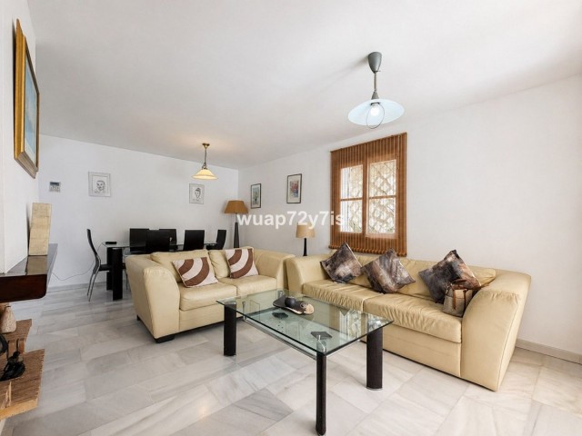 Townhouse, El Paraiso, R5101006