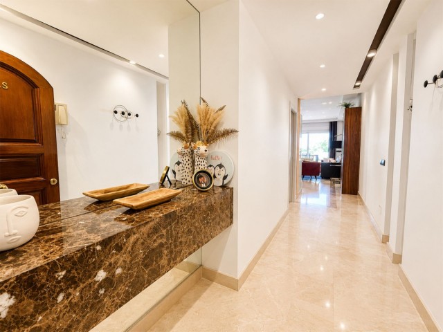 Apartment, Los Monteros, R5439775