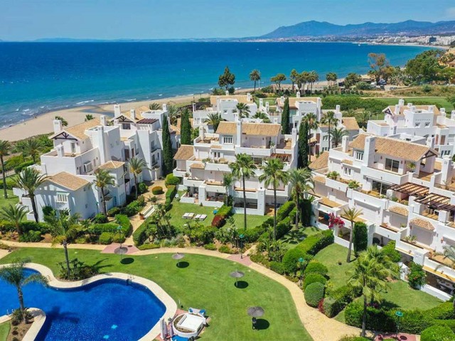2 Bedrooms Apartment in Los Monteros