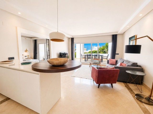 2 Bedrooms Apartment in Los Monteros