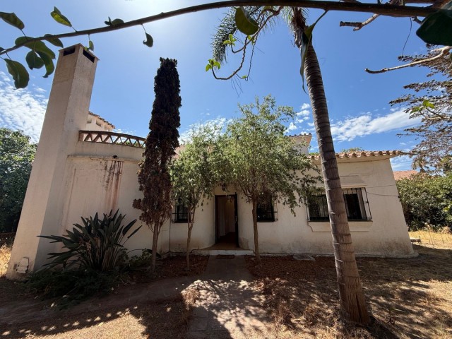 Villa, Marbesa, R5446384
