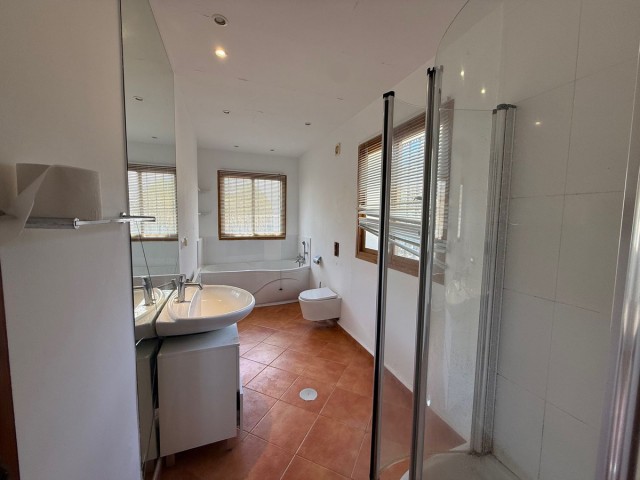 2 Schlafzimmer Villa in Marbesa