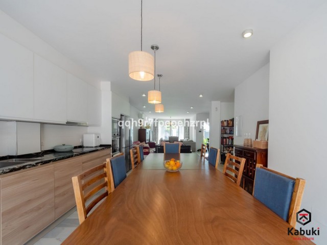 4 Schlafzimmer Reihenhaus in Reserva de Marbella