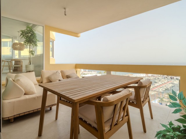 Ático con 3 Dormitorios  en Marbella