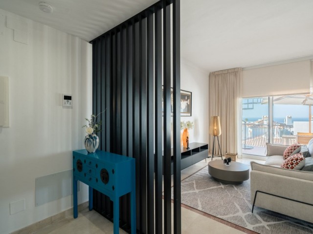 Apartamento con 2 Dormitorios  en Benahavís