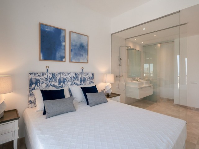 Apartamento con 2 Dormitorios  en Benahavís