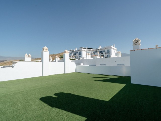 Apartamento con 2 Dormitorios  en Benahavís