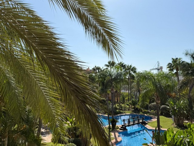 Apartment, El Paraiso, R5199871