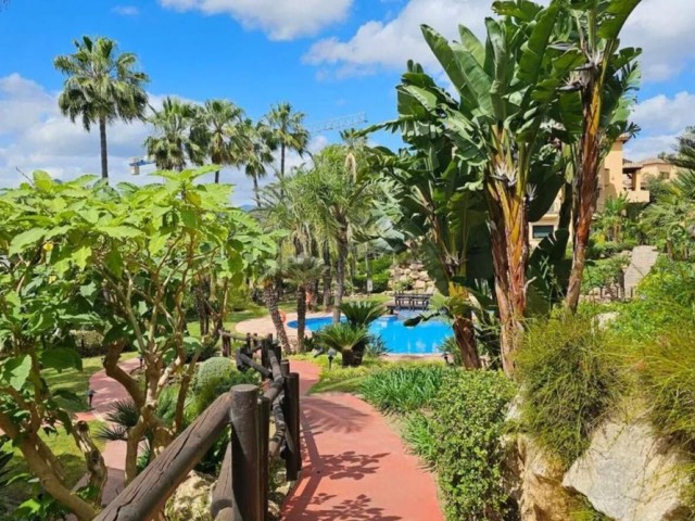 Apartment, El Paraiso, R5199871