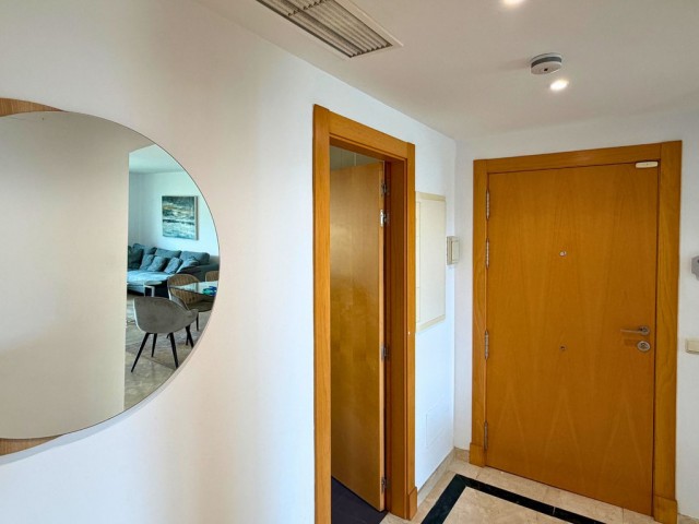 Apartamento con 3 Dormitorios  en Casares Playa