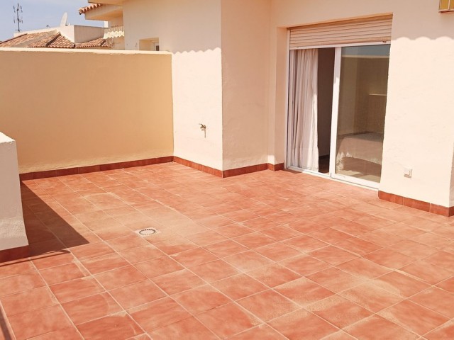 Ático con 3 Dormitorios  en Riviera del Sol