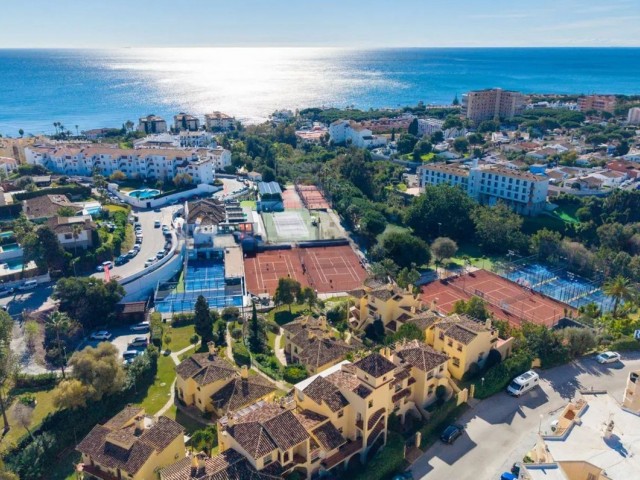 Ático con 3 Dormitorios  en Riviera del Sol