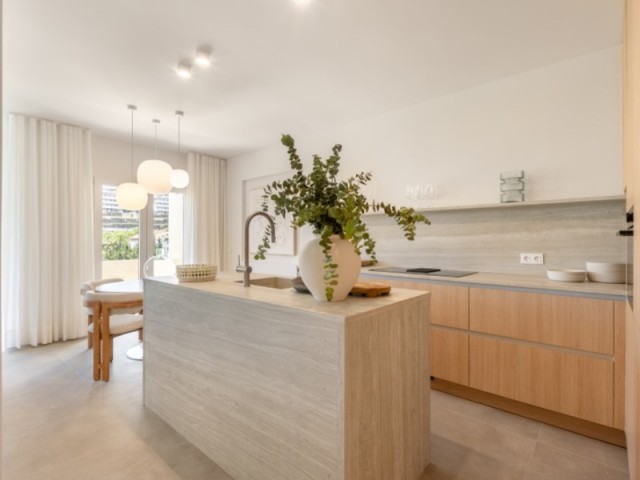 Apartamento con 3 Dormitorios  en La Quinta