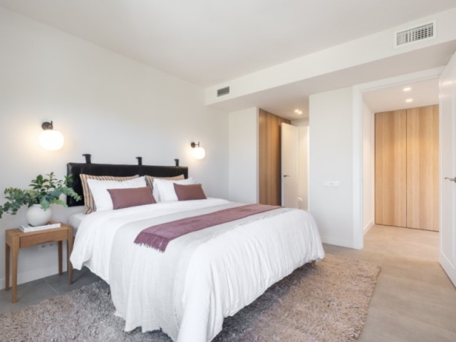 Apartamento con 3 Dormitorios  en La Quinta