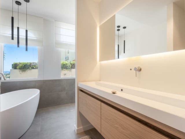 Apartamento con 3 Dormitorios  en La Quinta