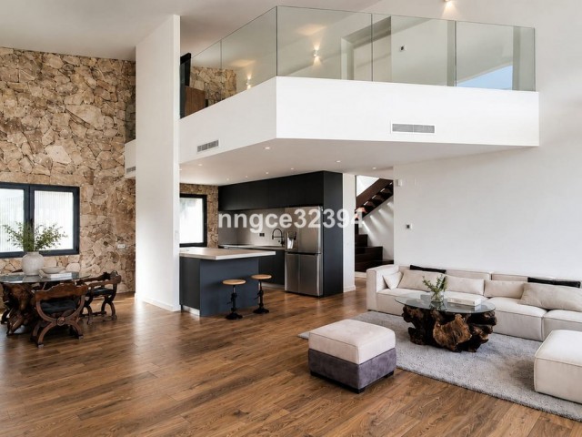 Villa avec 5 Chambres  à New Golden Mile