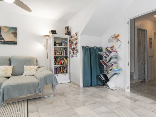 Maison mitoyenne avec 4 Chambres  à Torremolinos