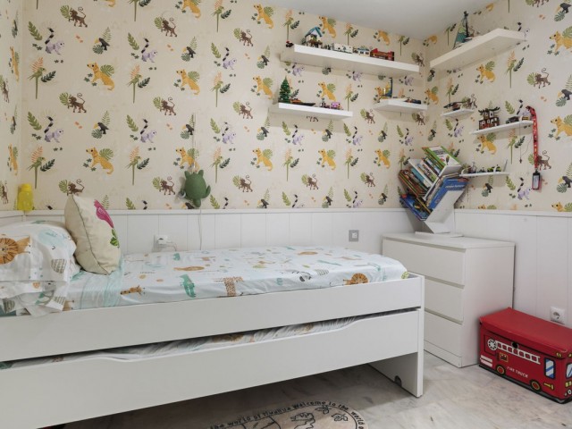 Maison mitoyenne avec 4 Chambres  à Torremolinos