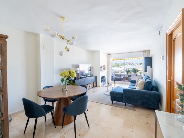 Apartment, San Pedro de Alcántara, R5454031