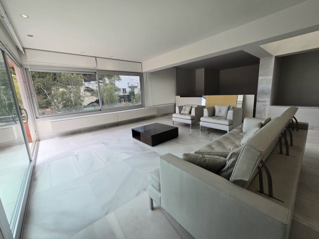 Villa avec 6 Chambres  à Málaga