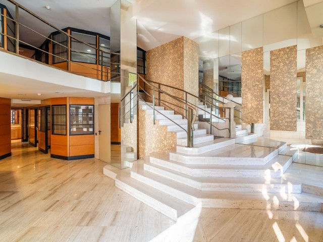 Commercial, Marbella