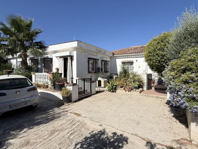 Villa, Alhaurín el Grande, R5447332