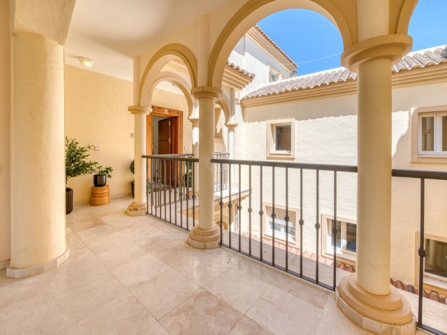 Apartamento con 3 Dormitorios  en San Roque