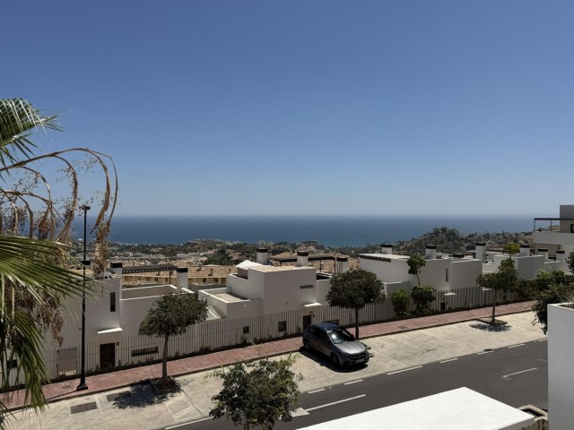 3 Bedrooms Apartment in Benalmadena Pueblo