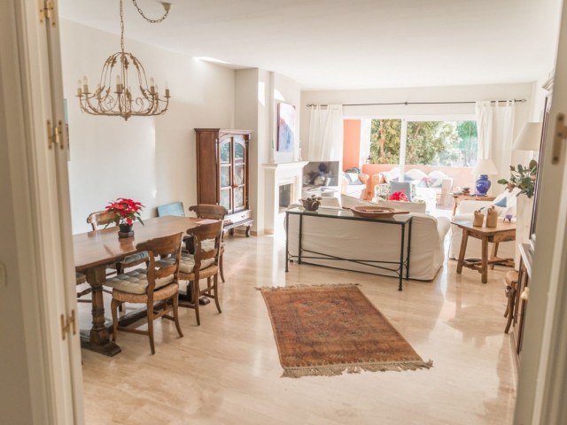 Apartment, Guadalmina Baja, R5460061