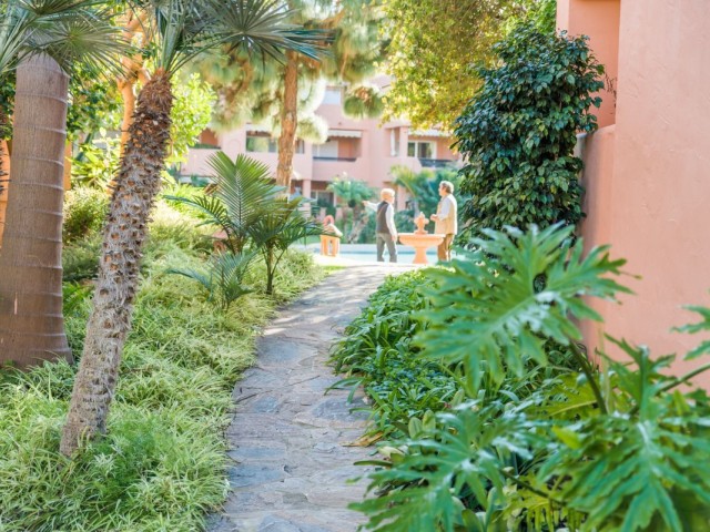 2 Schlafzimmer Apartment in Guadalmina Baja
