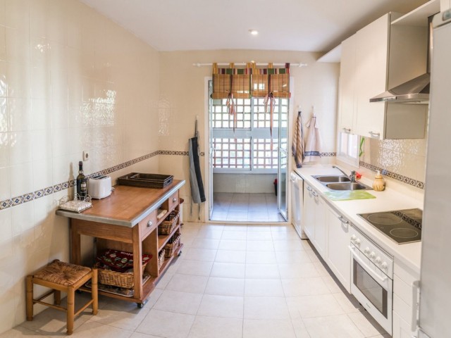 2 Schlafzimmer Apartment in Guadalmina Baja