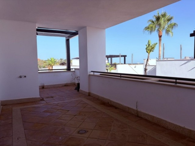Lägenhet, Santa Clara, R5460124