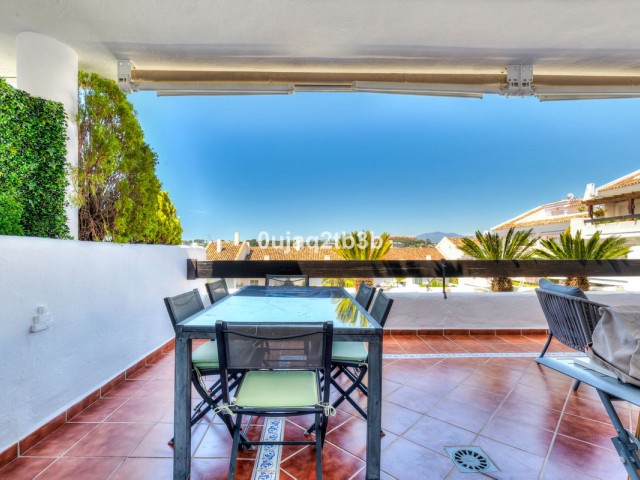 Apartment, Aloha, R5456137