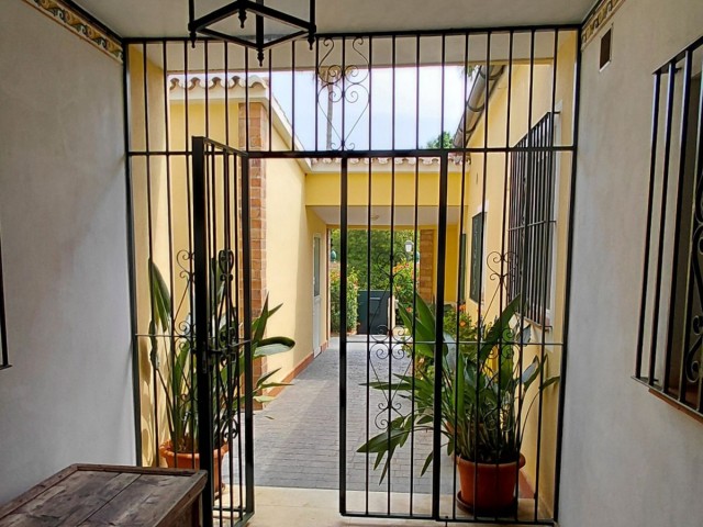 Villa avec 5 Chambres  à Sotogrande Costa