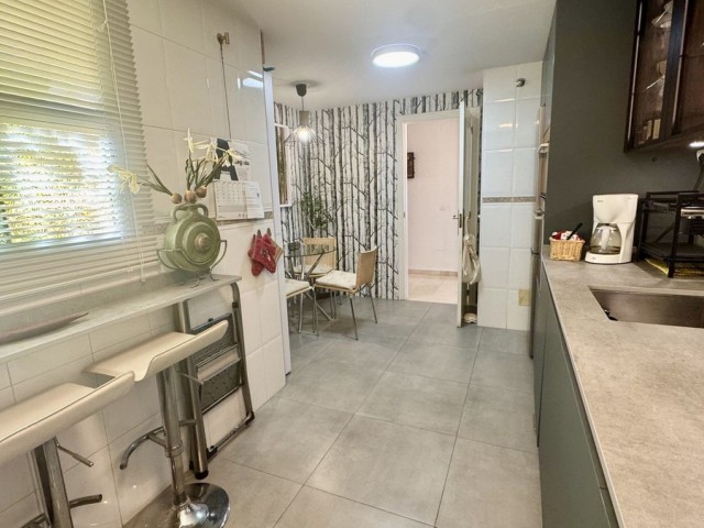 4 Bedrooms Apartment in Arroyo de la Miel