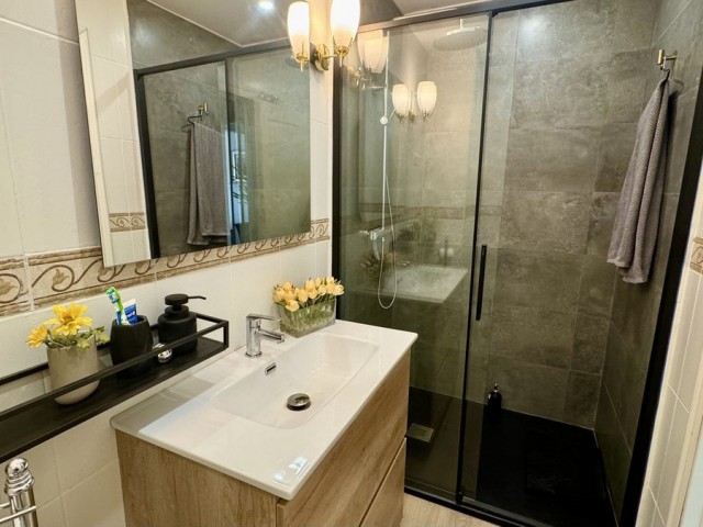 4 Bedrooms Apartment in Arroyo de la Miel