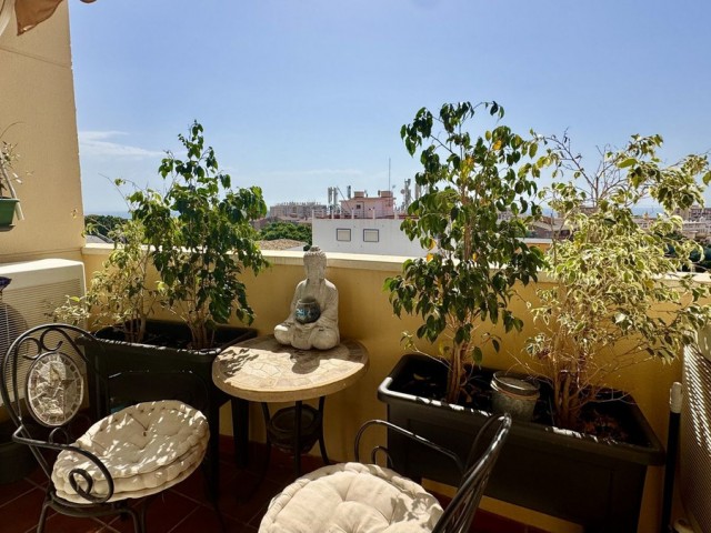 4 Bedrooms Apartment in Arroyo de la Miel