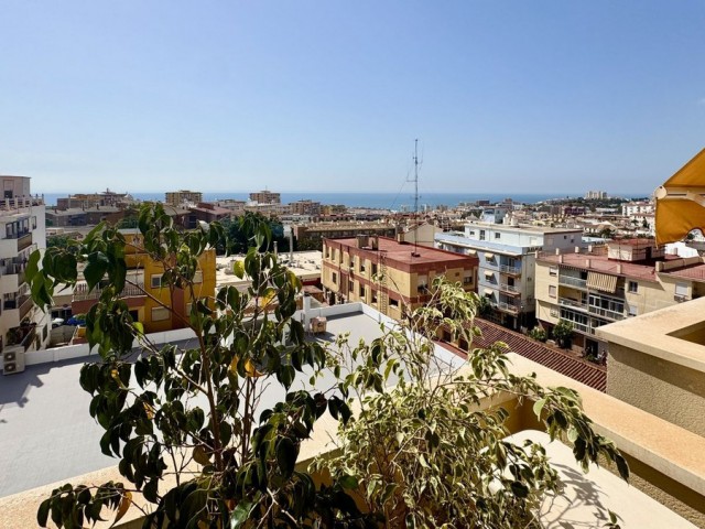 4 Bedrooms Apartment in Arroyo de la Miel