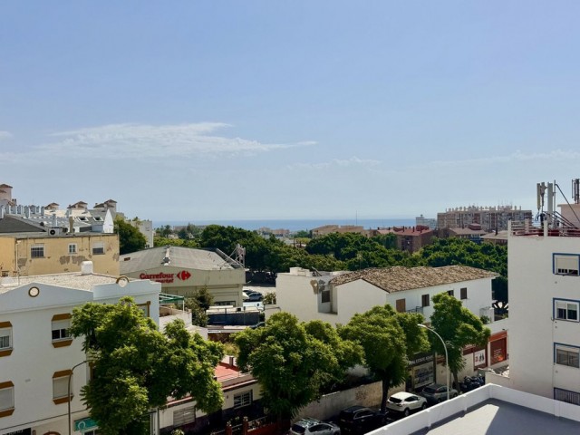 4 Bedrooms Apartment in Arroyo de la Miel