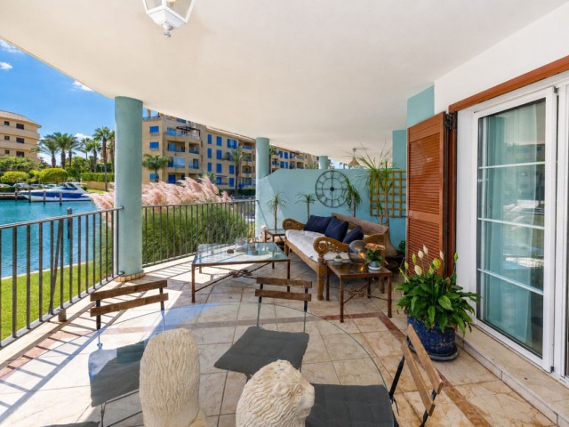 Apartment, Sotogrande Marina, R5462098