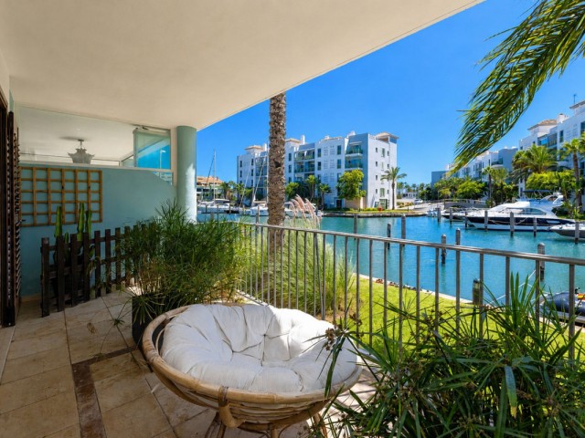 3 Makuuhuoneen Huoneisto Sotogrande Marina
