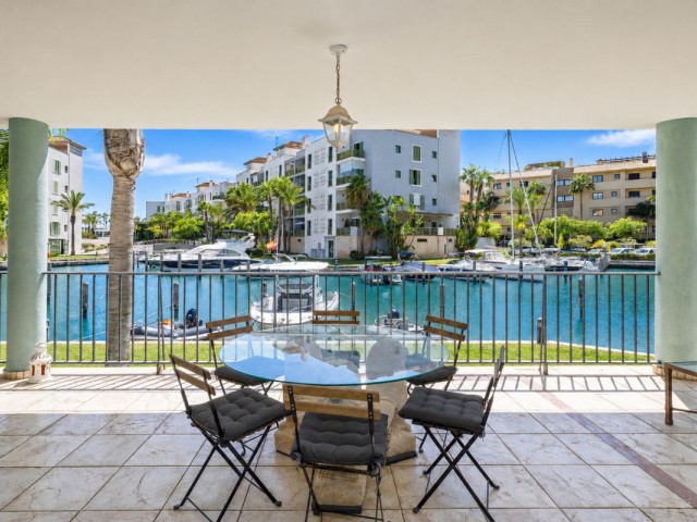 3 Makuuhuoneen Huoneisto Sotogrande Marina