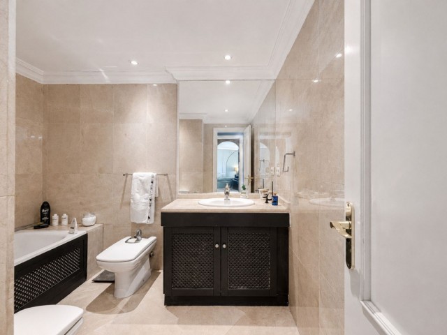 3 Makuuhuoneen Huoneisto Sotogrande Marina