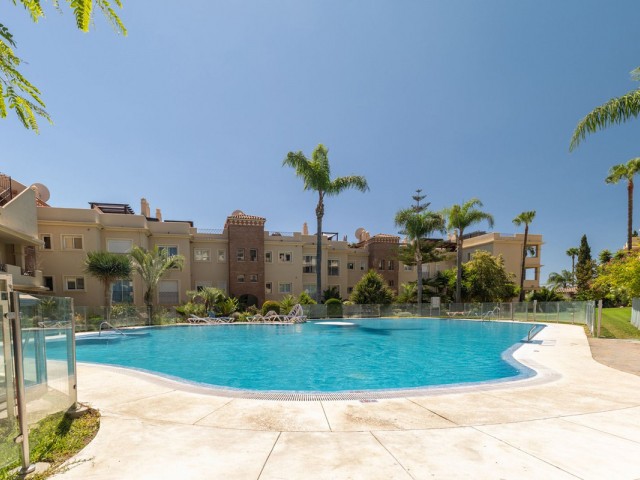 Penthouse, Bel Air, R5462992